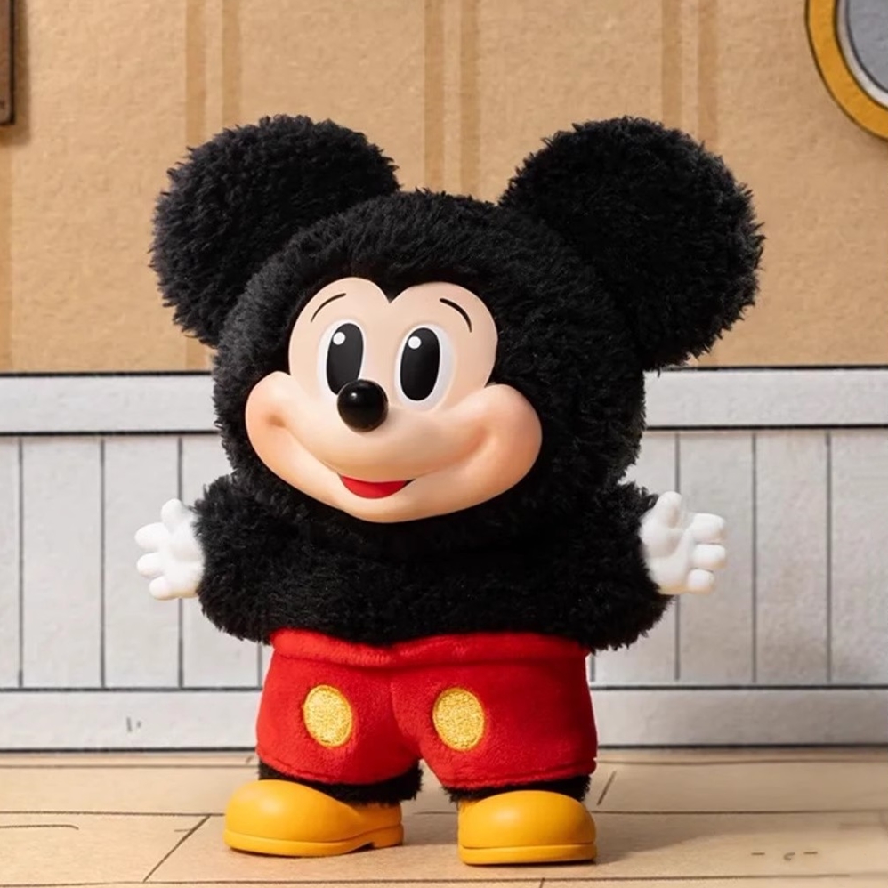 Mickey Family Vinyl Plush Pendant Blind Box — product image 3 of 9