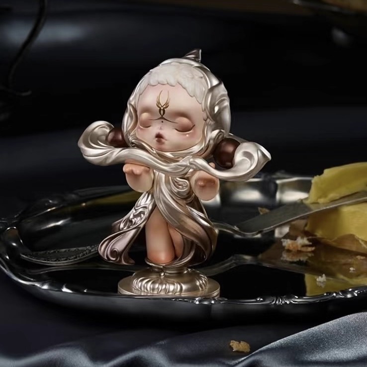 SKULLPANDA Dining Table Figure Blind Box — product image 2 of 8