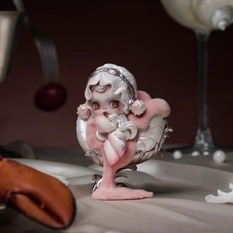 SKULLPANDA Dining Table Figure Blind Box — product image 3 of 8